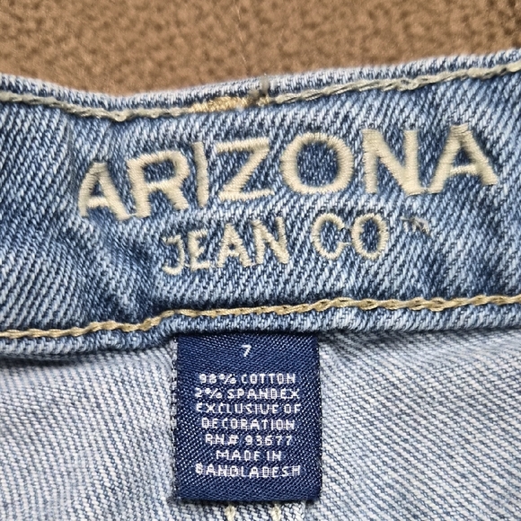 Arizona Jean Company Women's Distressed Light Blue Shorts - Picture 7 of 10